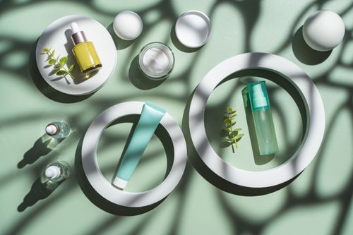 A nova era do skincare: Como o CBD e os neurocosméticos estão transformando a beleza