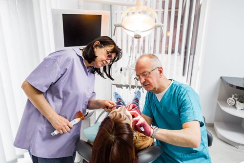 O papel da Cannabis Medicinal no combate às Doenças Periodontais