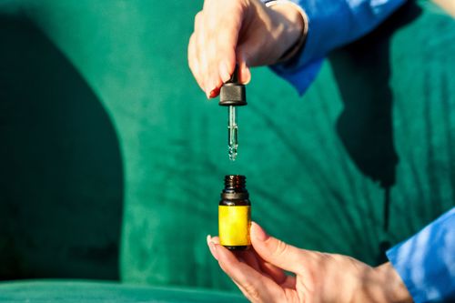 Estudo mostra que microdoses de THC têm efeito terapêutico sem causar os efeitos colaterais clássicos 