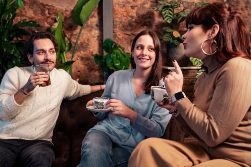 Sober Curious: Como o CBD está transformando a relação com o álcool