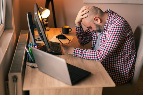Ambiente de trabalho brasileiro: Por que estamos cada vez mais medicados?